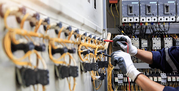 Professional Electrician technician working in Gaines County County, TX